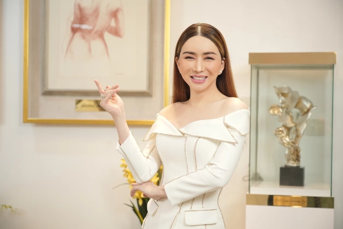 Ty phu chuyen gioi anh 1