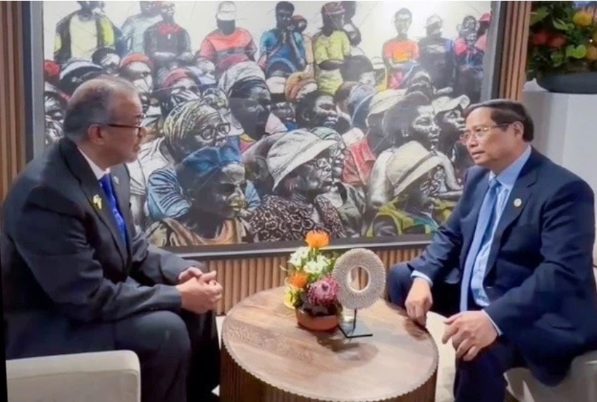 Thủ tướng Phạm Minh Chính và Tổng Giám đốc WHO.