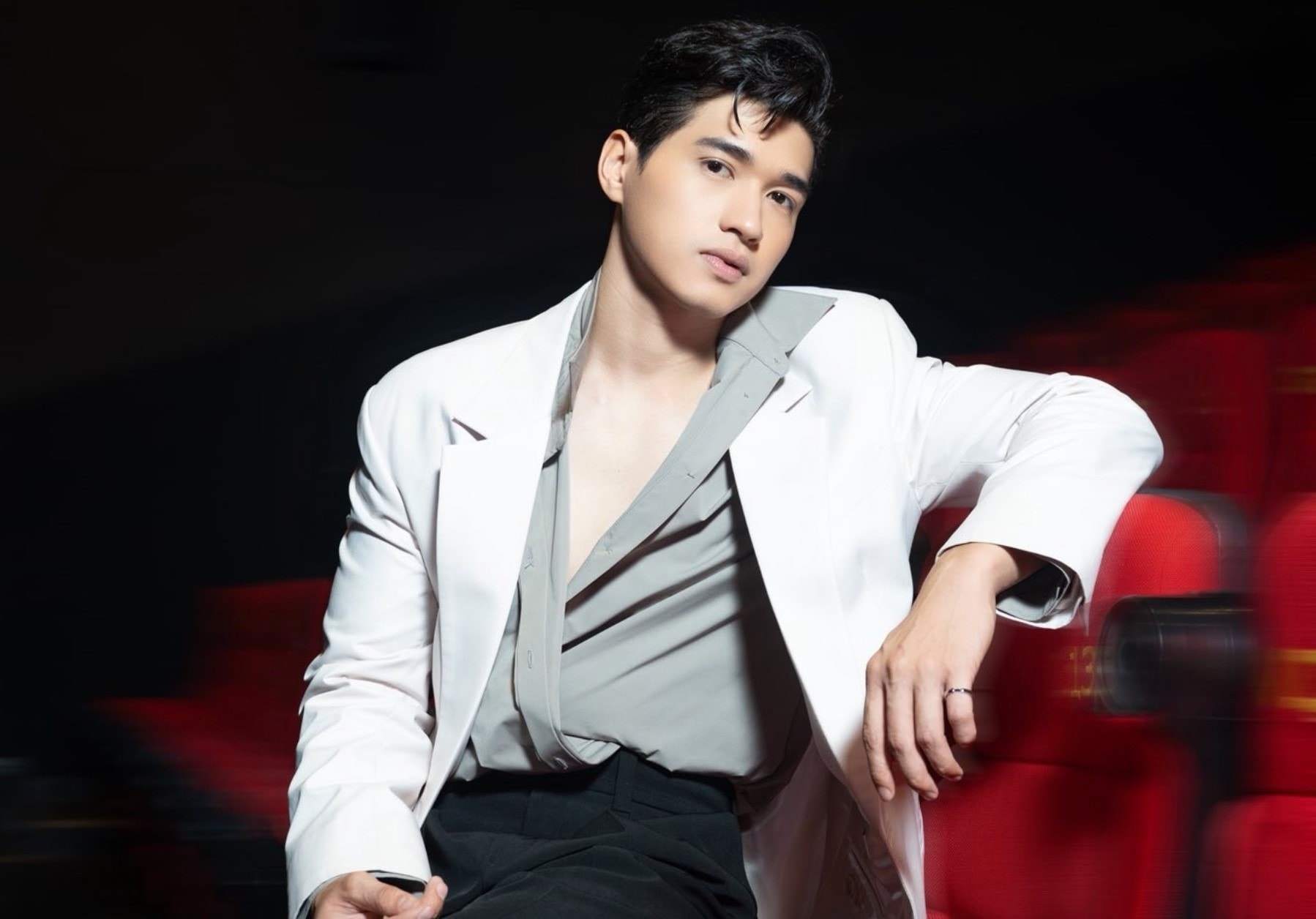 Ma Ran Đô trở thành diễn viên có 3 phim liên tiếp trong năm đạt doanh thu trăm tỷ.