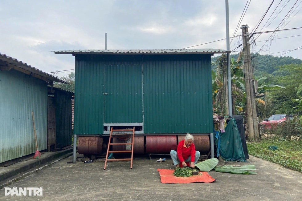 Nhà phao Dân trí, điểm tựa an toàn cho người dân vùng lũ - 6 Nhà phao Dân trí, điểm tựa an toàn cho người dân vùng lũ - 6