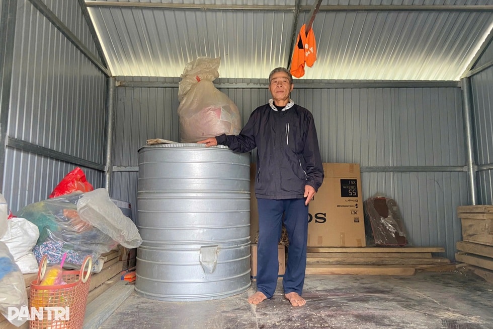 Nhà phao Dân trí, điểm tựa an toàn cho người dân vùng lũ - 3 Nhà phao Dân trí, điểm tựa an toàn cho người dân vùng lũ - 3