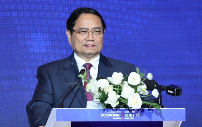 Thủ tướng Phạm Minh Chính phát biểu tại CEO 500 - Tea Connect, chiều 25/11. Ảnh: VGP