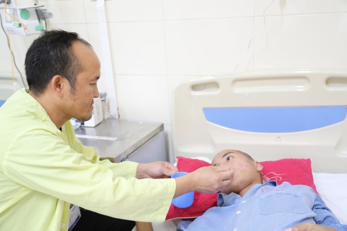 Bệnh nhân tiến triển tốt sau phẫu thuật. Ảnh: Mạnh Trần