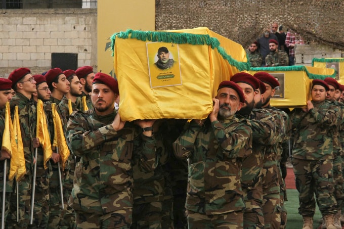 Đám tang ông Haytham Ali Tabatabai tại vùng ngoại ô phía nam thủ đô Beirut của Lebanon hôm 24/11. Ảnh: AFP