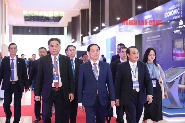 Diễn đàn Kinh tế Mùa thu 2025: TP HCM kiến tạo cơ hội cho thế hệ trẻ - Ảnh 2.