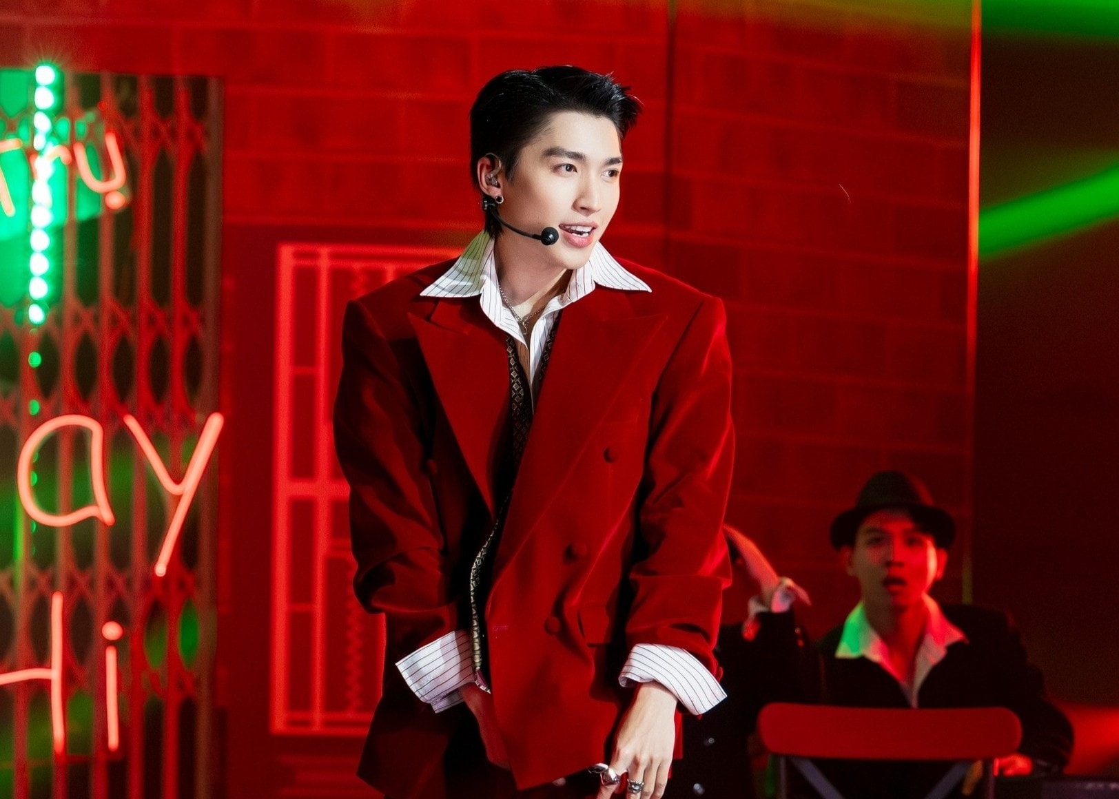 Anh trai ảnh 1 Anh trai anh 1