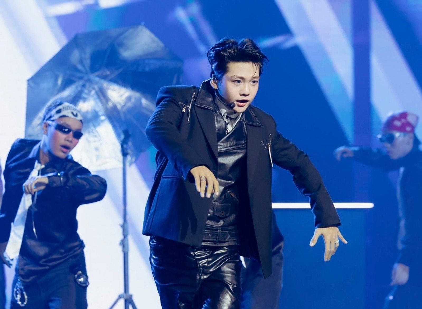 Anh trai ảnh 2 Anh trai anh 2