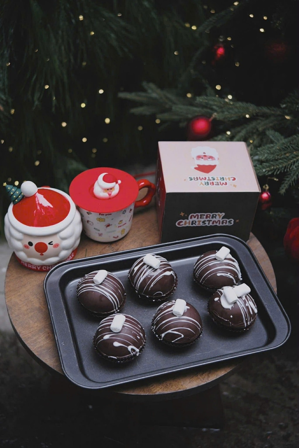 Top 5 quán cà phê ở Hà Nội trang trí Giáng sinh ấn tượng, chụp ảnh đẹp - 8