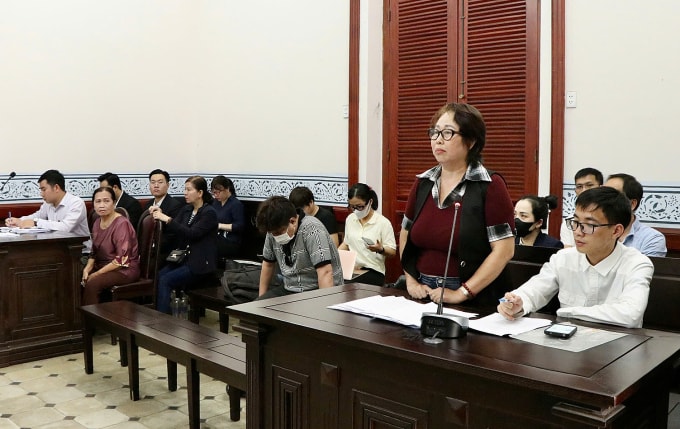 Đại diện các bên đương sự tại phiên tòa hồi tháng 10. Ảnh: Hải Duyên