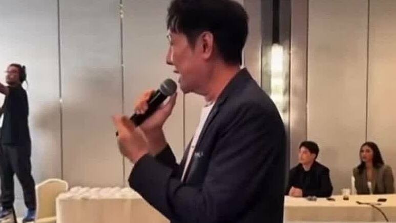 Cuộc nói chuyện căng thẳng của Nawat và thí sinh Miss Universe 2025