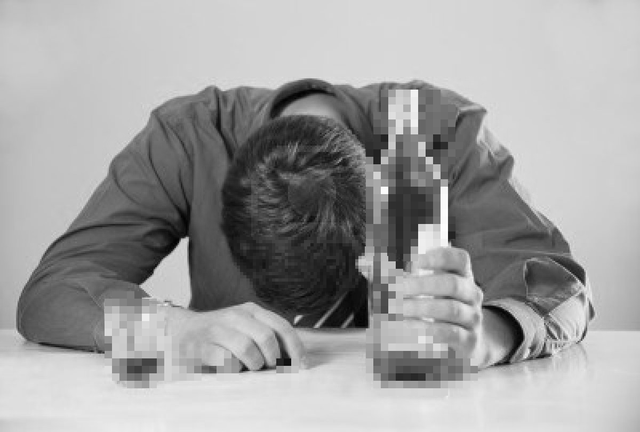 Người đàn ông 52 tuổi bỗng mất trí nhớ vì thường xuyên uống loại nước "vạn người mê"- Ảnh 1. Người đàn ông 52 tuổi bỗng mất trí nhớ vì thường xuyên uống loại nước "vạn người mê"- Ảnh 1.