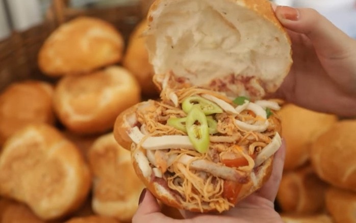 Đã có kết quả điều tra vụ ngộ độc bánh mì cóc – cô Bích - Ảnh 1.