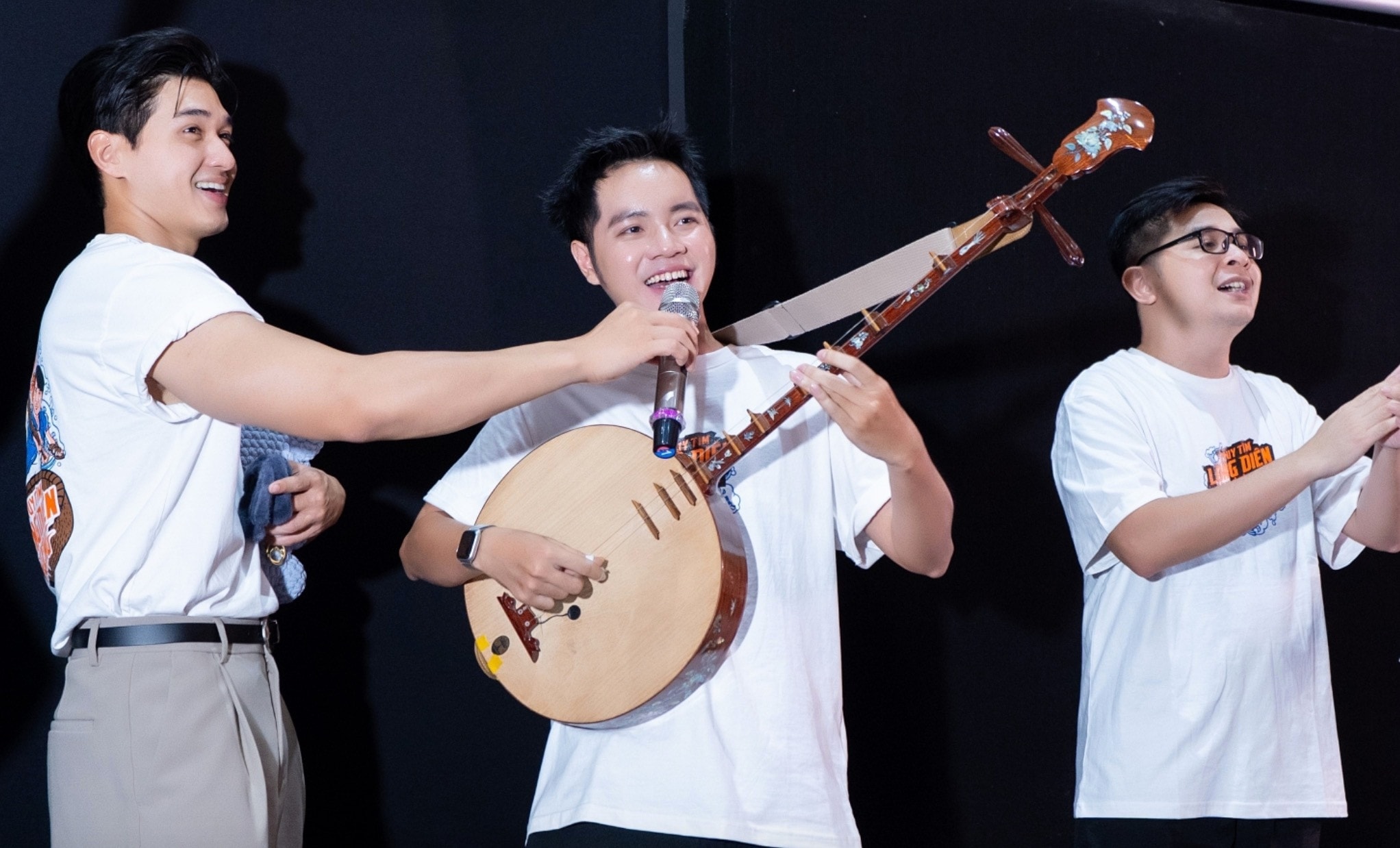 Nhạc sĩ Cao Bá Hưng là người tạo nên bản phối mới cho