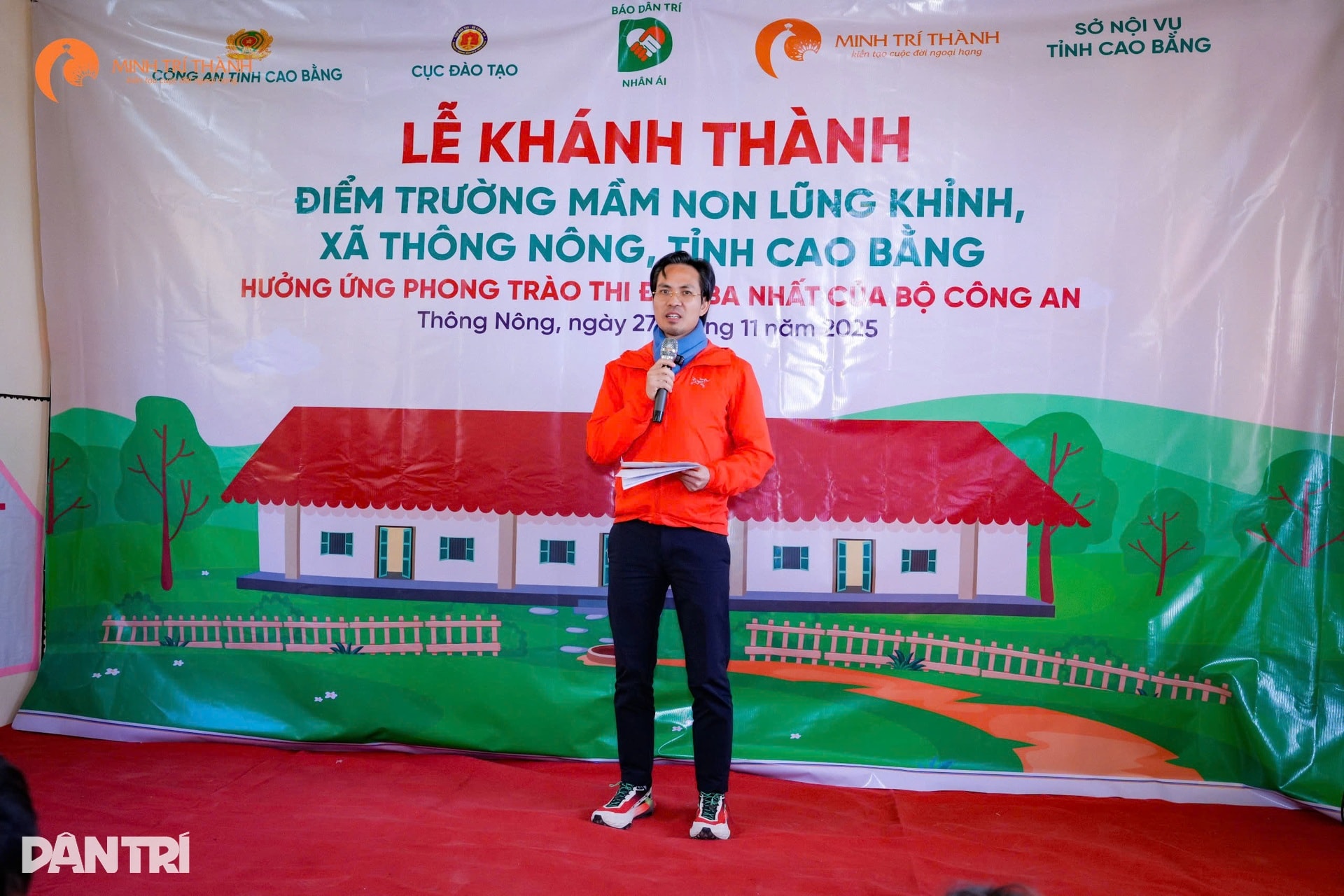 Khánh thành điểm trường Dân trí nơi biên cương Cao Bằng - 7 Khánh thành điểm trường Dân trí nơi biên cương Cao Bằng - 7