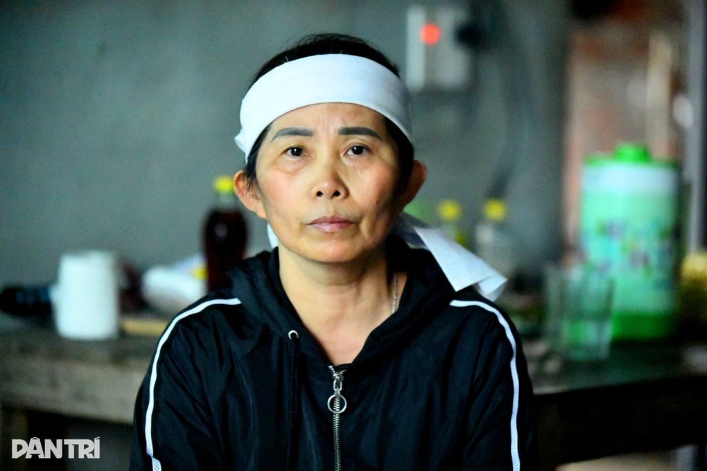 Bạn đọc Dân trí trao hỗ trợ 11 gia đình có người tử nạn trong mưa lũ - 1 Bạn đọc Dân trí trao hỗ trợ 11 gia đình có người tử nạn trong mưa lũ - 1