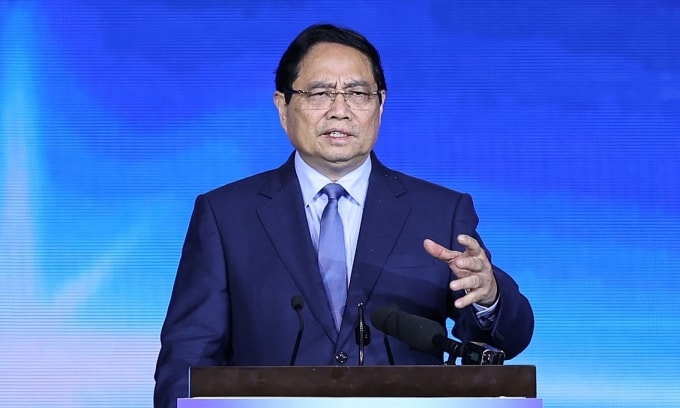 Thủ tướng Phạm Minh Chính phát biểu tại Đại hội Hội Doanh nhân trẻ Việt Nam, sáng 27/11. Ảnh: VGP