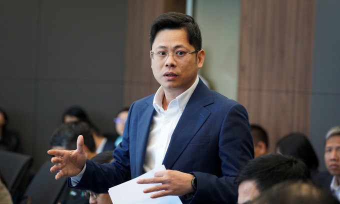 Ông Hoàng Anh Tú, Phó Vụ trưởng Khoa học kỹ thuật - Công nghệ, tại cuộc gặp Mạng lưới Đổi mới sáng tạo Việt Nam về phát triển các ngành công nghệ chiến lược, sáng 26/11. Ảnh: Lưu Quý