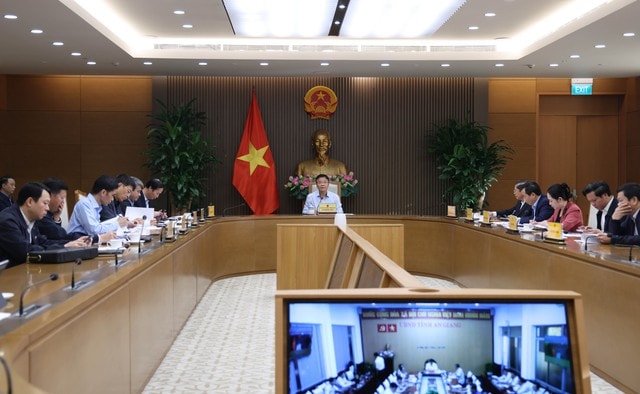 Giải ngân đầu tư công của Bộ GD&ĐT, Bộ Y tế thấp hơn mức trung bình cả nước - Ảnh 1.