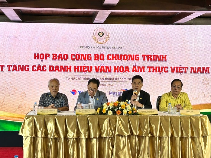 Tôn vinh nghệ nhân ẩm thực, khẳng định thương hiệu Việt- Ảnh 1.