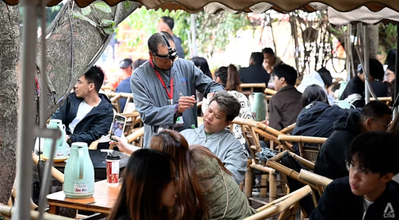 Khung cảnh nhột nhịp quen thuộc tại Thành Đô. (Ảnh: CNA)