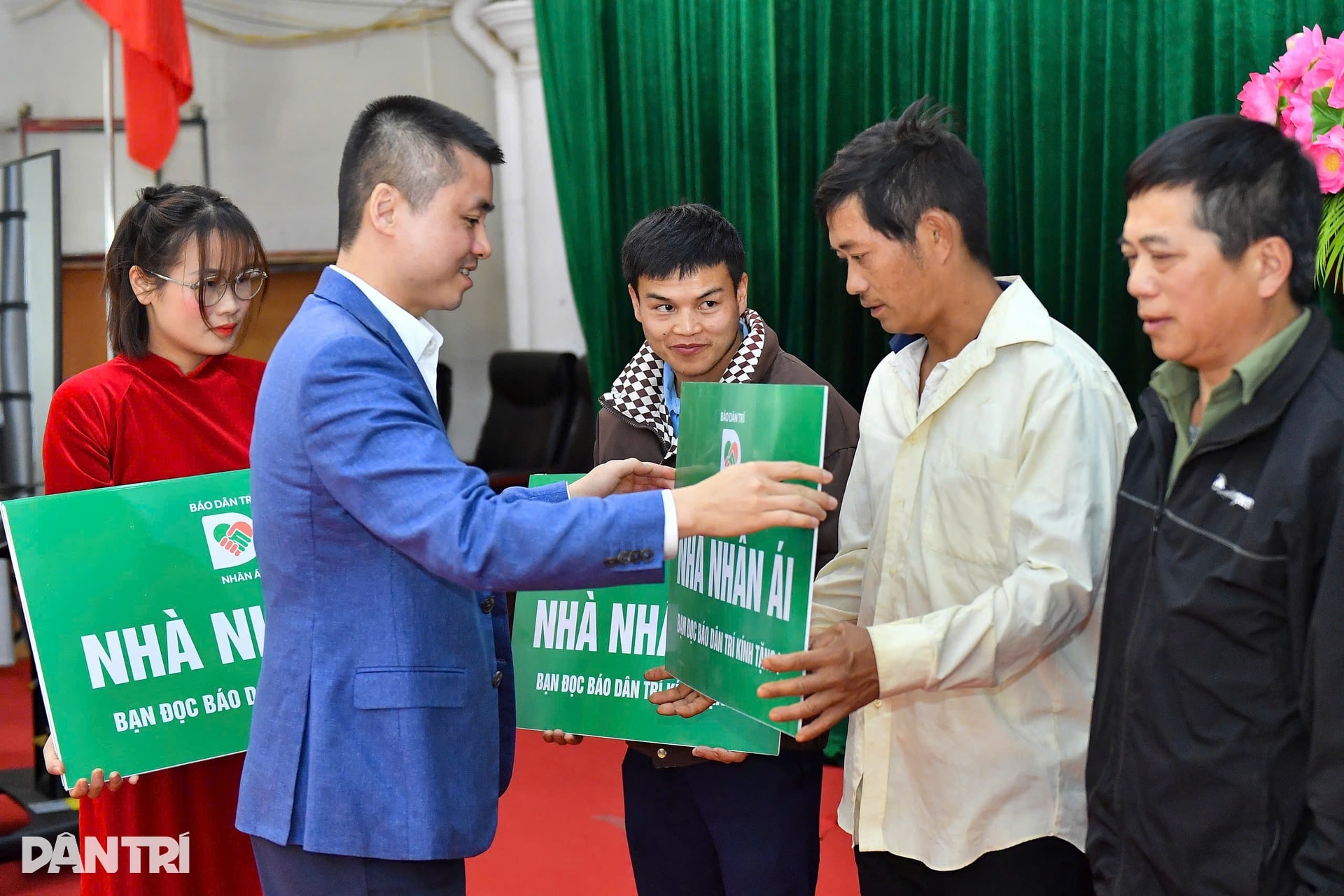 Khánh thành 13 nhà Nhân ái ở Cao Bằng, người dân an tâm đón Tết - 4 Khánh thành 13 nhà Nhân ái ở Cao Bằng, người dân an tâm đón Tết - 4