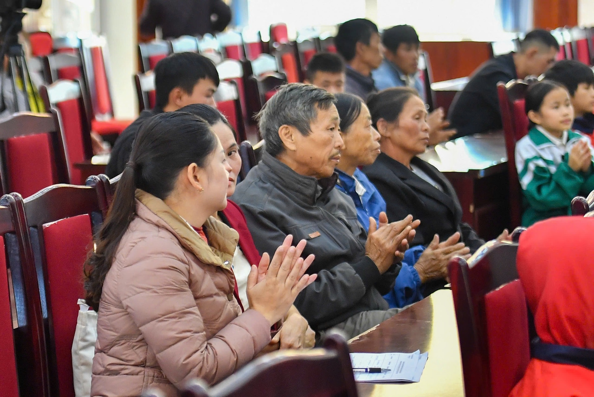 Khánh thành 13 nhà Nhân ái ở Cao Bằng, người dân an tâm đón Tết - 10 Khánh thành 13 nhà Nhân ái ở Cao Bằng, người dân an tâm đón Tết - 10