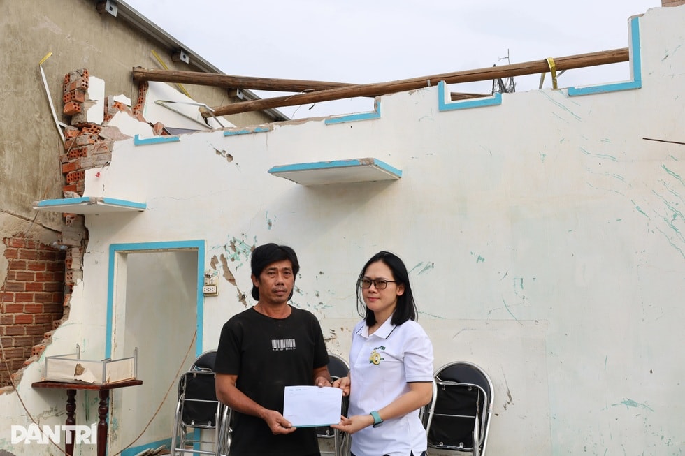 Hỗ trợ 145 triệu đồng giúp người dân Đắk Lắk khắc phục hậu quả sau lũ - 5