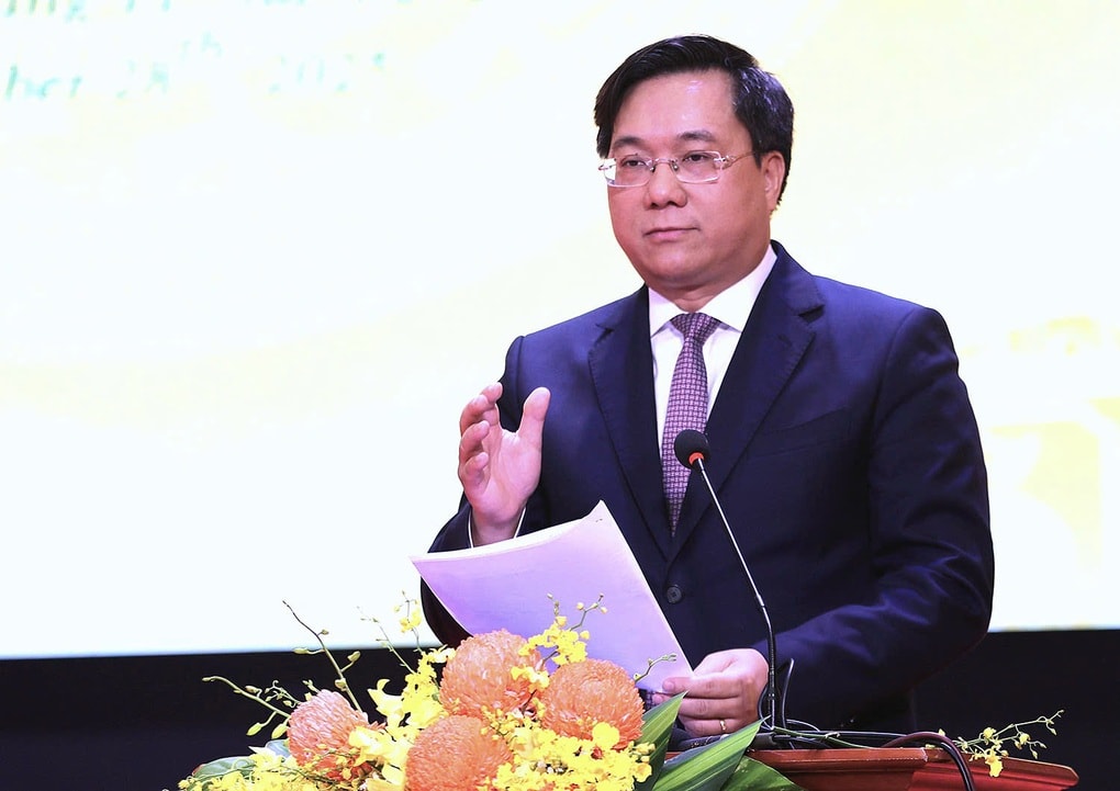 Chủ tịch UBND Phú Thọ: Phát triển nhân lực là chìa khóa để đi nhanh và xa - 4