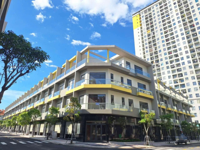 Nhà phố Bcons Uni Valley đã hoàn thiện. Ảnh: Bcons