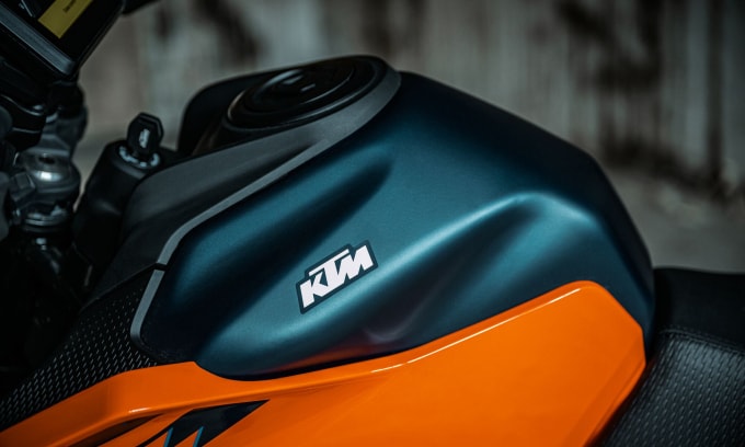 Loạt xe KTM 125 Duke, 250 Duke, 390 Duke, 990 Duke bị triệu hồi để thay thế nắp bình xăng. Ảnh: KTM