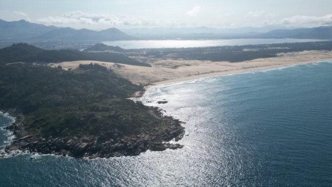 Bán đảo Vũng Bồi tại cửa biển Đề Gi tỉnh Gia Lai. Ảnh: Phạm Linh