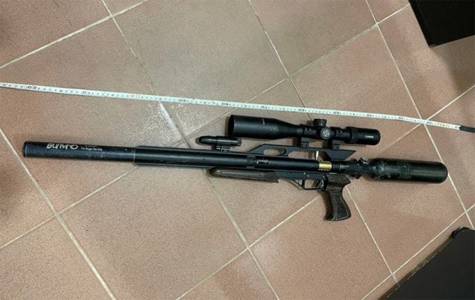 Khẩu súng mà Nam mua để bắn chim. Ảnh: Hùng Lê