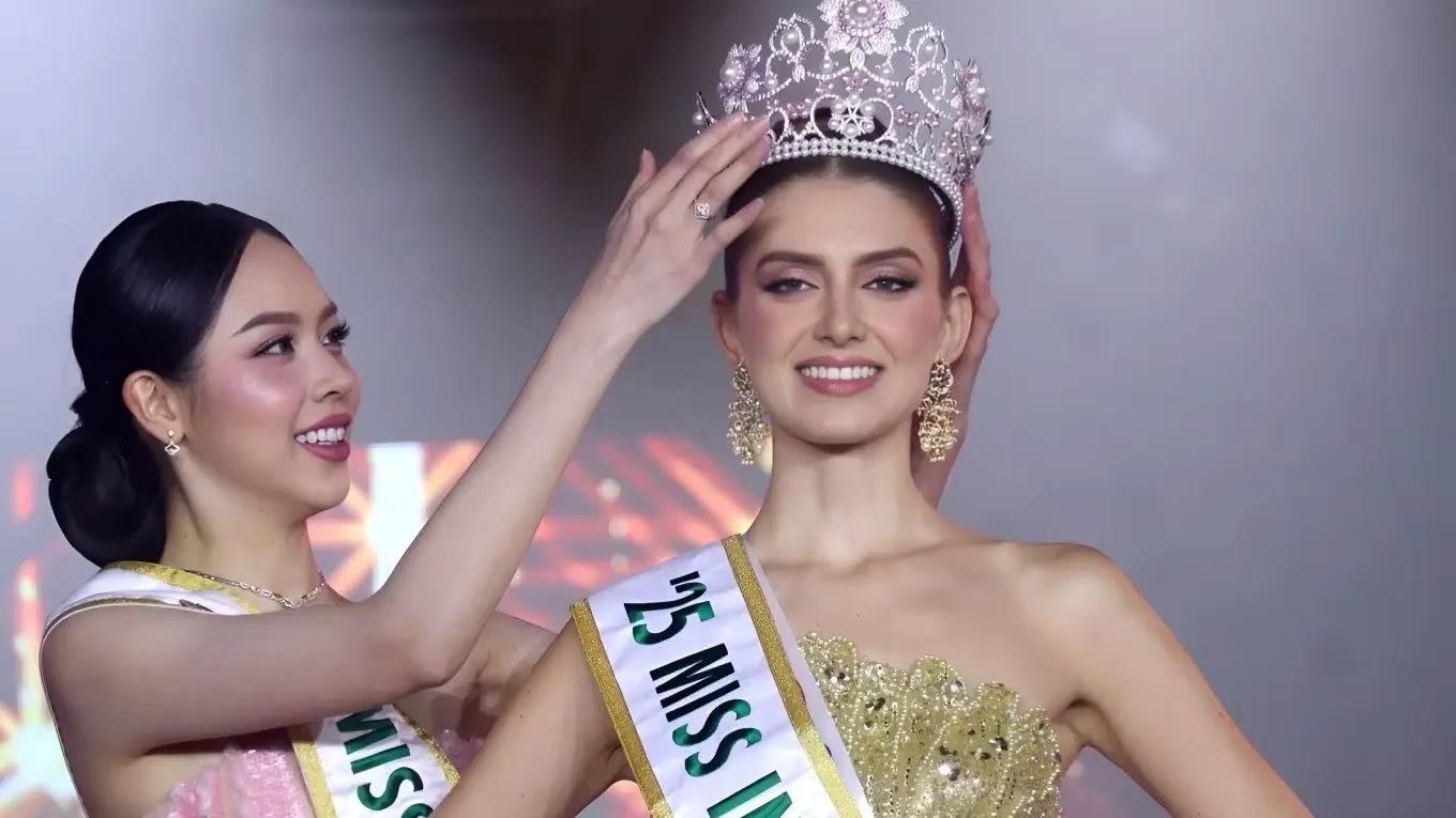 Mỹ nhân Colombia đăng quang Miss International