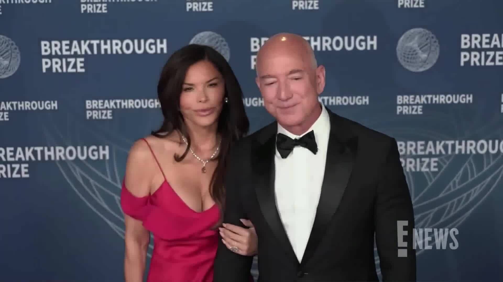 Thời trang sánh đôi của vợ chồng tỷ phú Jeff Bezos