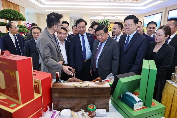 2 Phó Thủ tướng đồng chủ trì Diễn đàn bàn về đẩy mạnh liên kết hợp tác xã và doanh nghiệp - Ảnh 1.