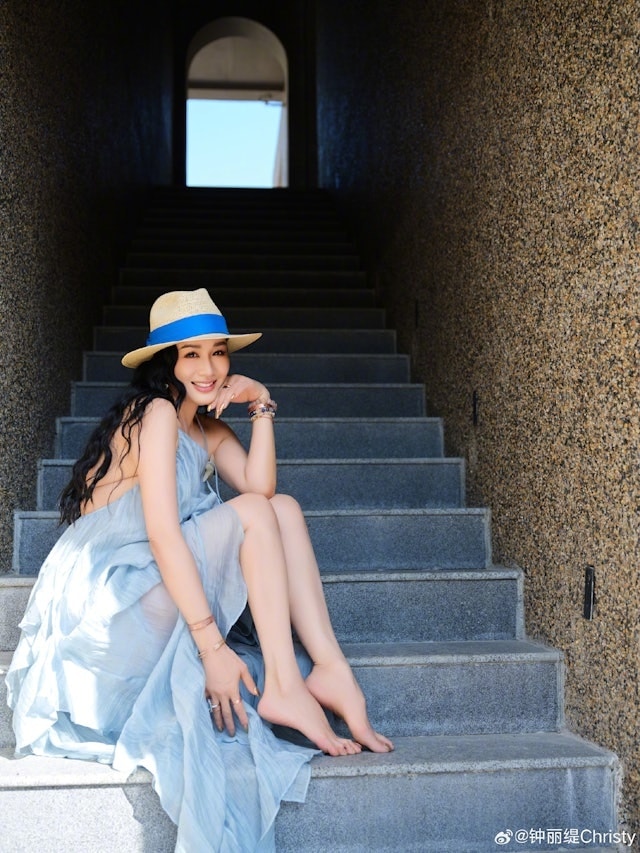 Chung Lệ Đề ảnh 1 Chung Le De anh 1