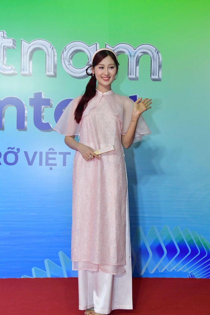 2790945383801182514-1764416956-8501-1764