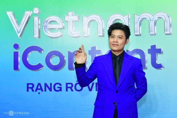 Nhạc sĩ Nguyễn Văn Chung ghi dấu ấn thời gian với nhiều ca khúc gợi cảm hứng yêu nước. Viết tiếp câu chuyện hòa bình của anh trở thành hiện tượng, với hơn năm tỷ lượt xem trên các nền tảng, được nhiều giọng ca thể hiện như Duyên Quỳnh, Tùng Dương, Võ Hạ Trâm, Đông Hùng.