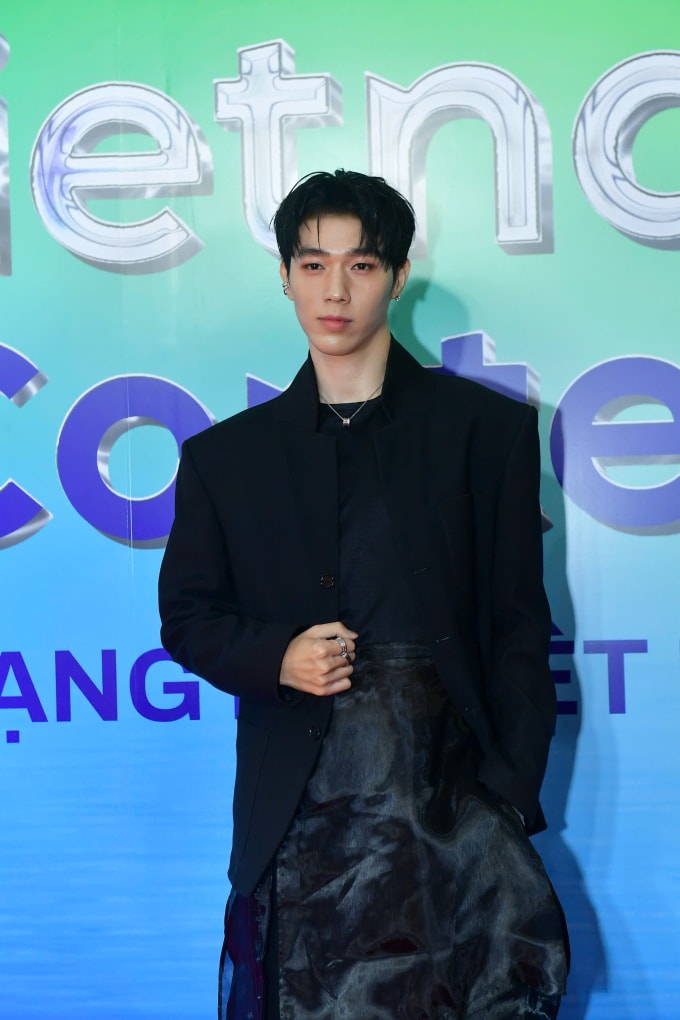 ed8406cc947b1825416a-176441750-2730-1145