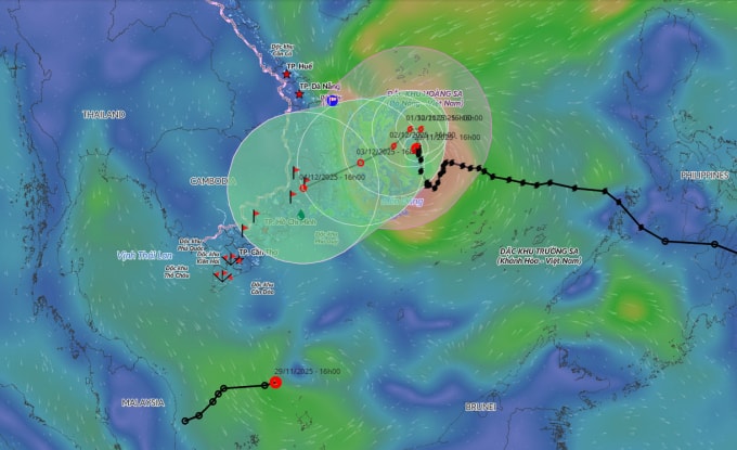 Áp thấp nhiệt đới đã suy yếu thành vùng áp thấp, không còn khả năng gây gió mạnh trên biển. Ảnh: NCHMF