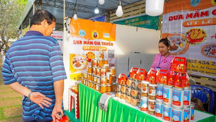 TP HCM khai mạc Sự kiện kết nối giao thương sản phẩm OCOP lần thứ I năm 2025 - Ảnh 5.