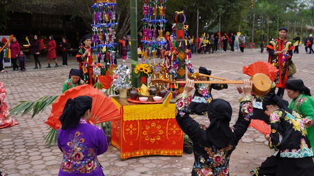 Ngôi làng ở Việt Nam tiêu chung túi tiền, ăn chung bếp, làm giàu từ du lịch - 4 Ngôi làng ở Việt Nam tiêu chung túi tiền, ăn chung bếp, làm giàu từ du lịch - 4