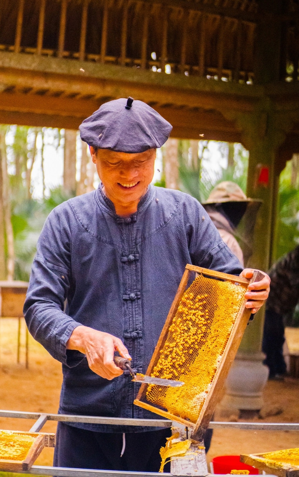 Ngôi làng ở Việt Nam tiêu chung túi tiền, ăn chung bếp, làm giàu từ du lịch - 2 Ngôi làng ở Việt Nam tiêu chung túi tiền, ăn chung bếp, làm giàu từ du lịch - 2