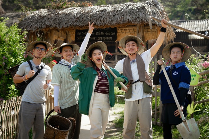 Gia đình Haha đoạt giải Hiện tượng số của năm - 1