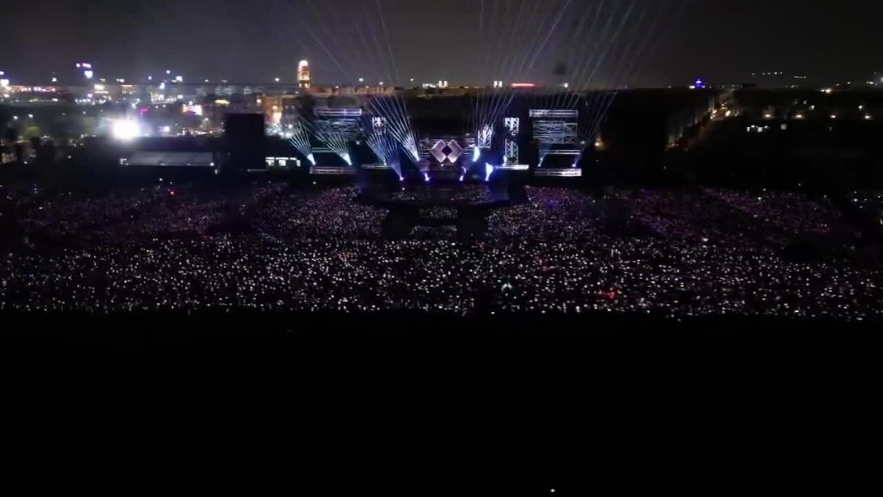 Concert 'Anh trai vượt ngàn chông gai' ở Hưng Yên