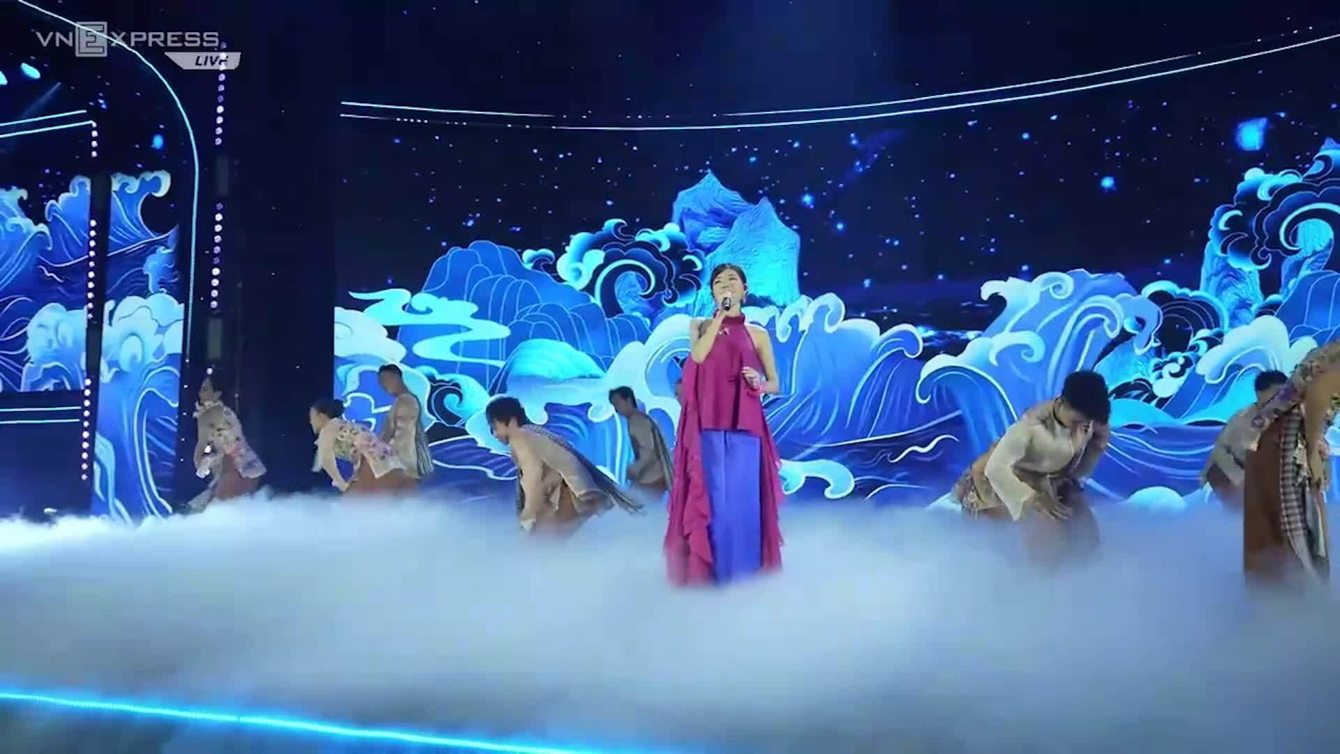 Lamoon mang đến ca khúc 'Hò vươn mình'