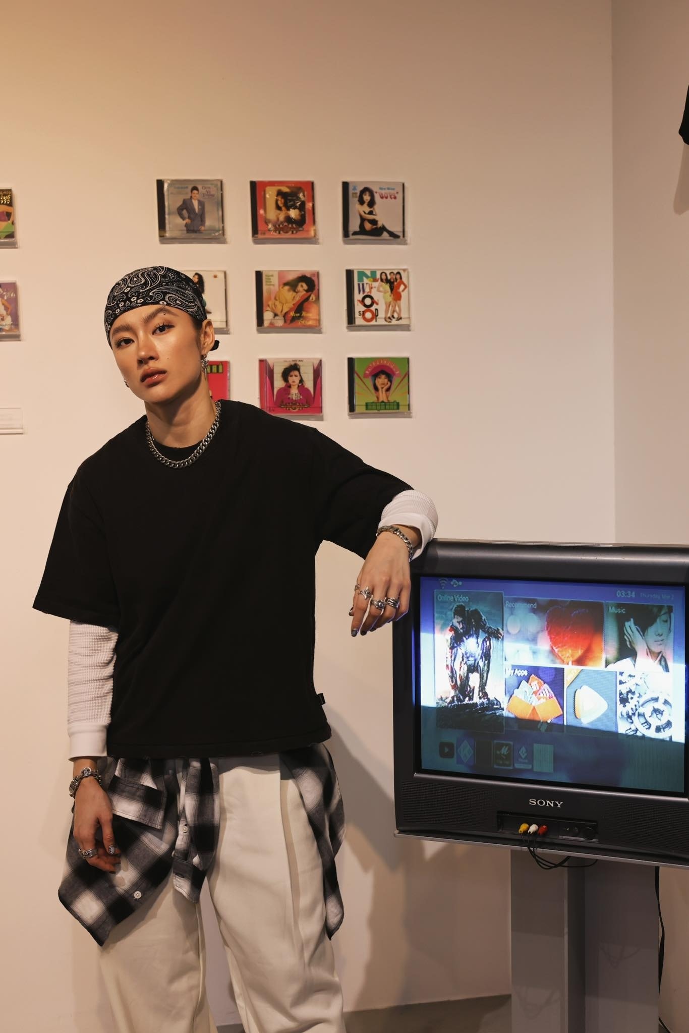 Angela Phuong Trinh anh 1