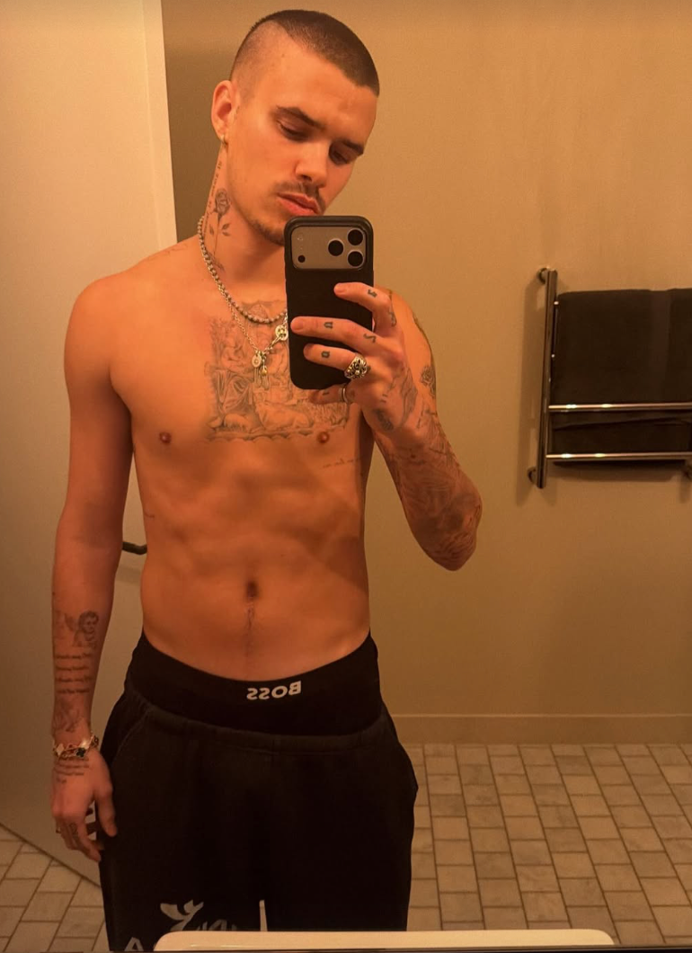 Romeo Beckham ảnh 1 Romeo Beckham anh 1