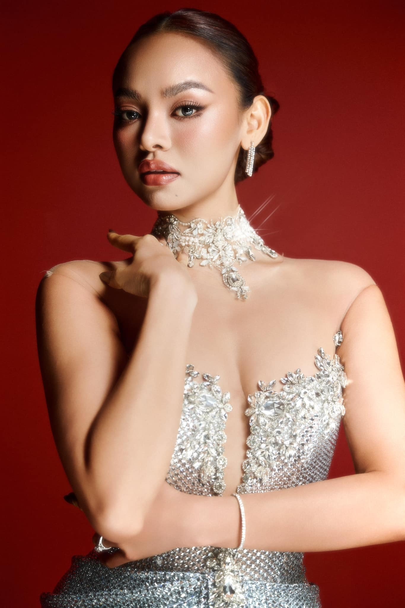 Mai Ngô tâm sự mất 20 năm luyện tập, trau dồi và mài giũa. Người đẹp thừa nhận không có vinh quang nào đến với cô dễ dàng. Vì vậy cô không đặt nặng việc phải giành kết quả cao tại cuộc thi năm nay.