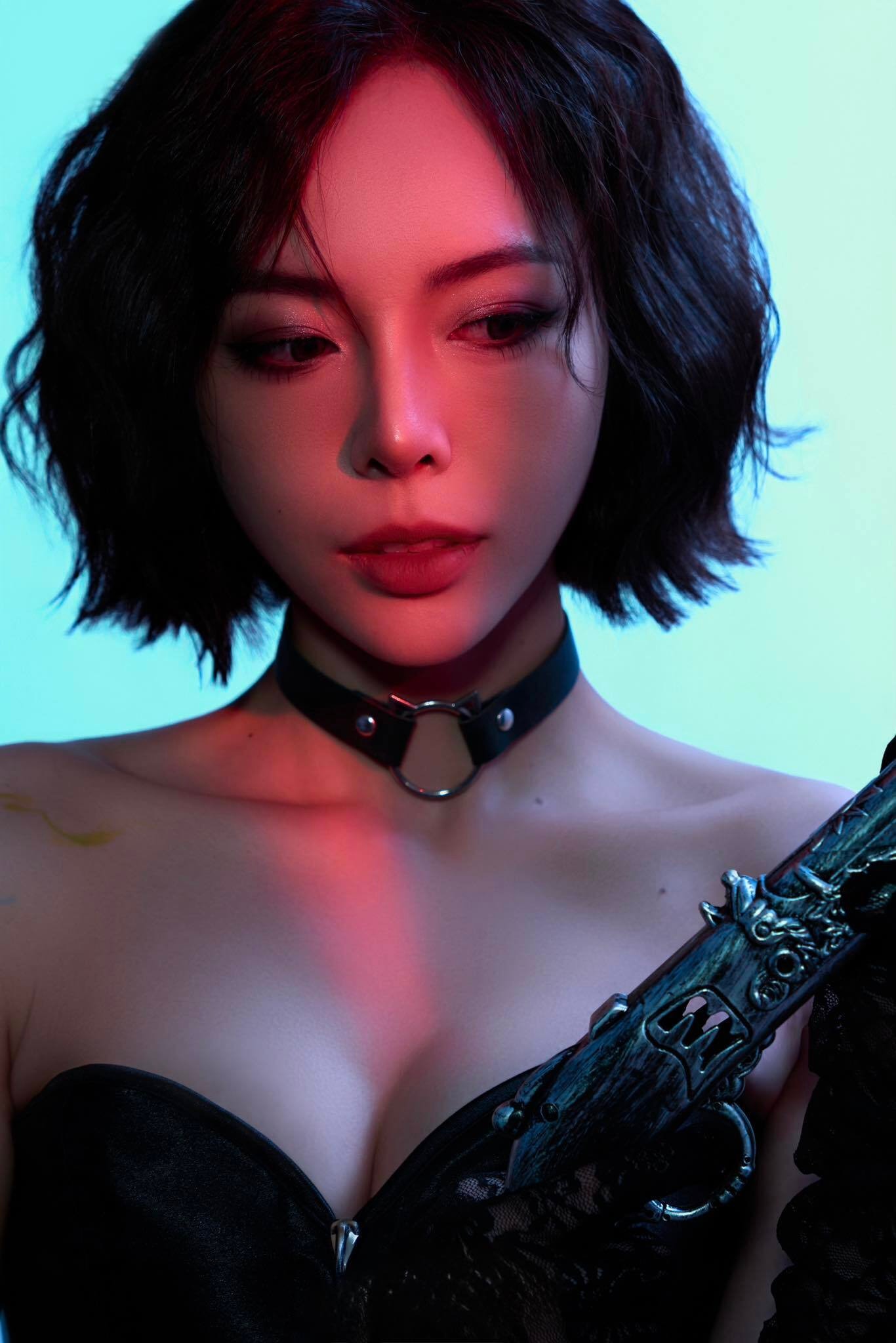 Cô nàng không ngại thực hiện những bức ảnh gợi cảm nhưng điều này không làm ảnh hưởng đến phong độ thi đấu. Thanh Thảo vừa có thành tích tốt ở giải bắn súng Đông Nam Á và đây là bước đệm quant trọng để cô hướng tới SEA Games 33. Thanh Thảo cũng luôn xinh đẹp trong những bức ảnh đời thường.